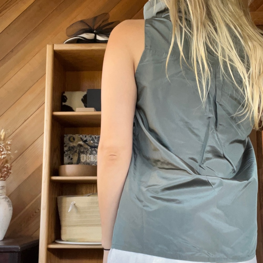 Grey statement top - Picture 4 of 7